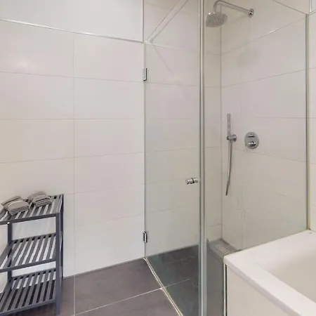 Loftwohnung Im Tollen Hinterhaus *